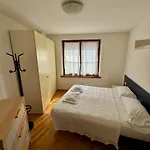 Accogliente Nel Centro Storico Di Belluno, Dietro Piazza Delle Erbe