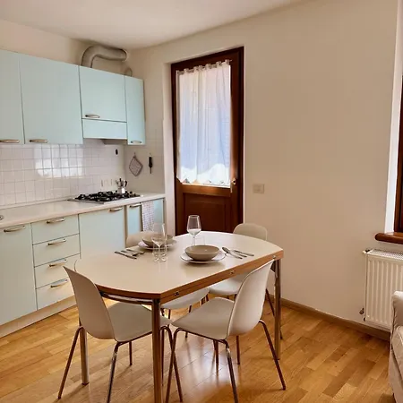 Accogliente Nel Centro Storico Di Belluno, Dietro Piazza Delle Erbe Apartmán